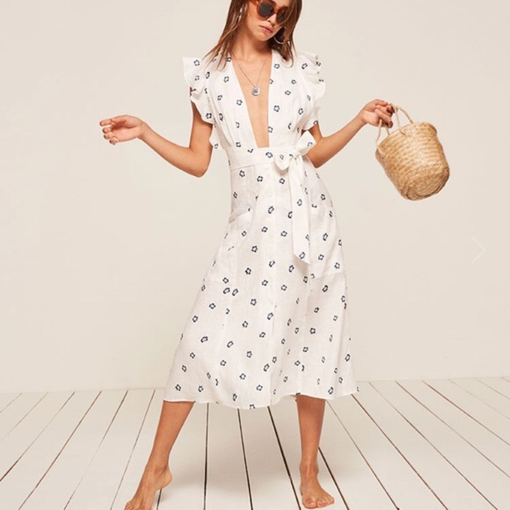 Reformation Serengeti Dress in Hawaii